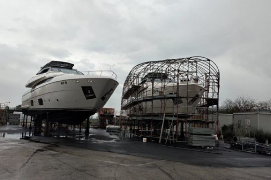 Navale MILANO EDIL PONTEGGI SRL Ponteggi, edilizia, restauro ferroviario e navale